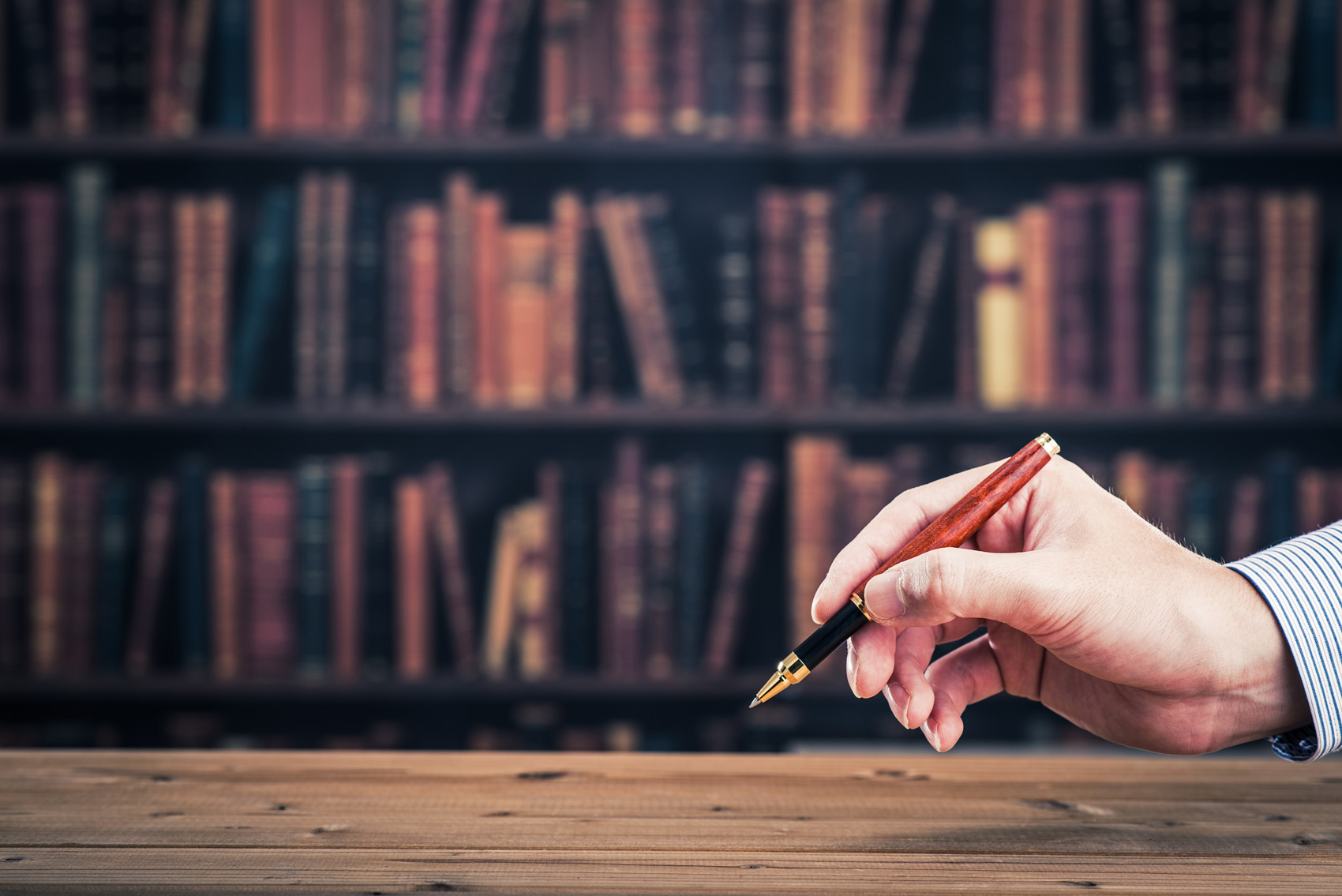 AdobeStock_108320089_scrivere